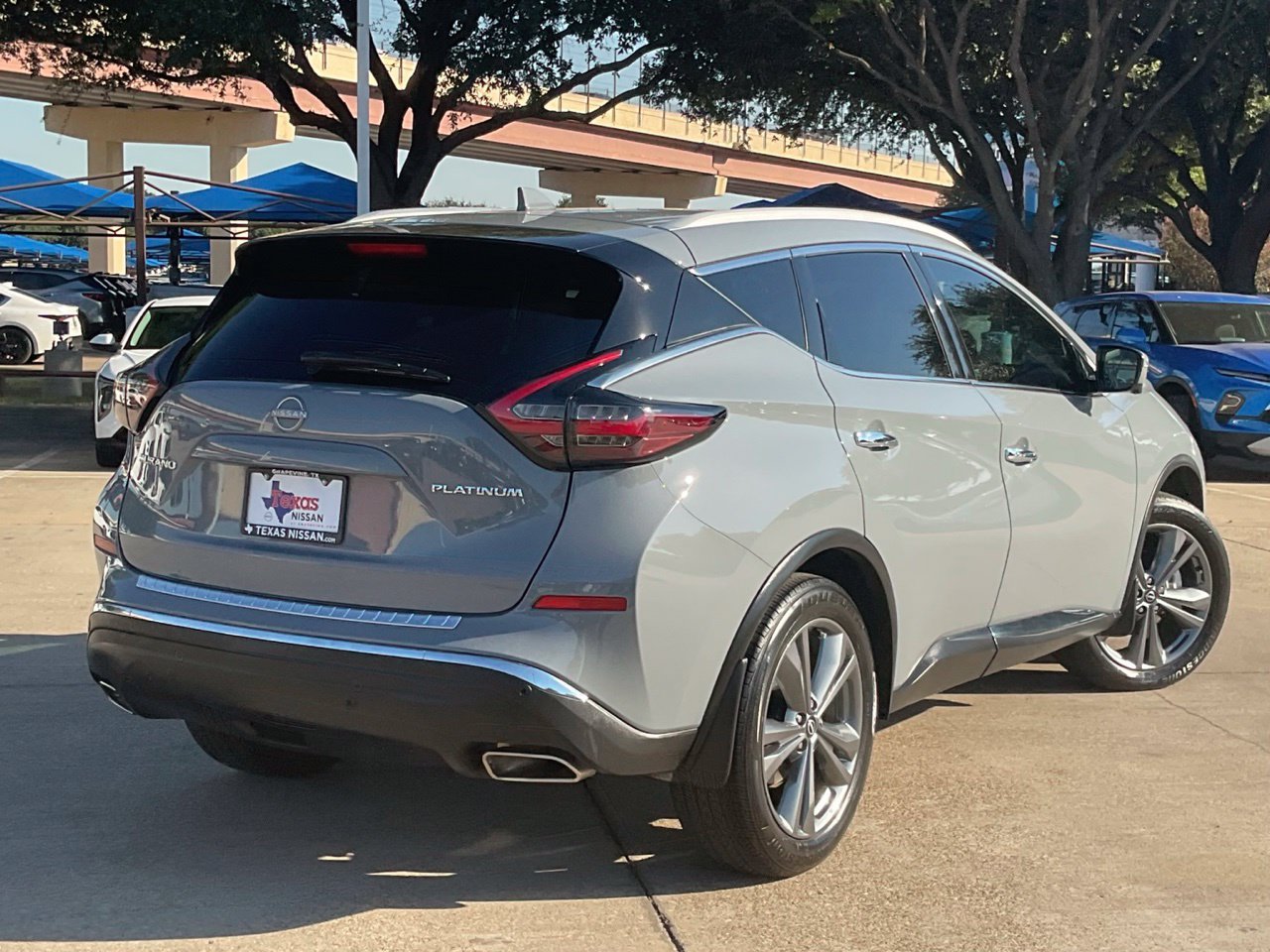 Used 2023 Nissan Murano Platinum w/ Cargo Package FWD image 4