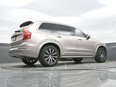 Used 2024 Volvo XC90 B5 Core image 18