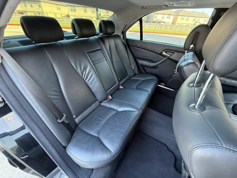 Used 2005 Mercedes-Benz S 500 image 16