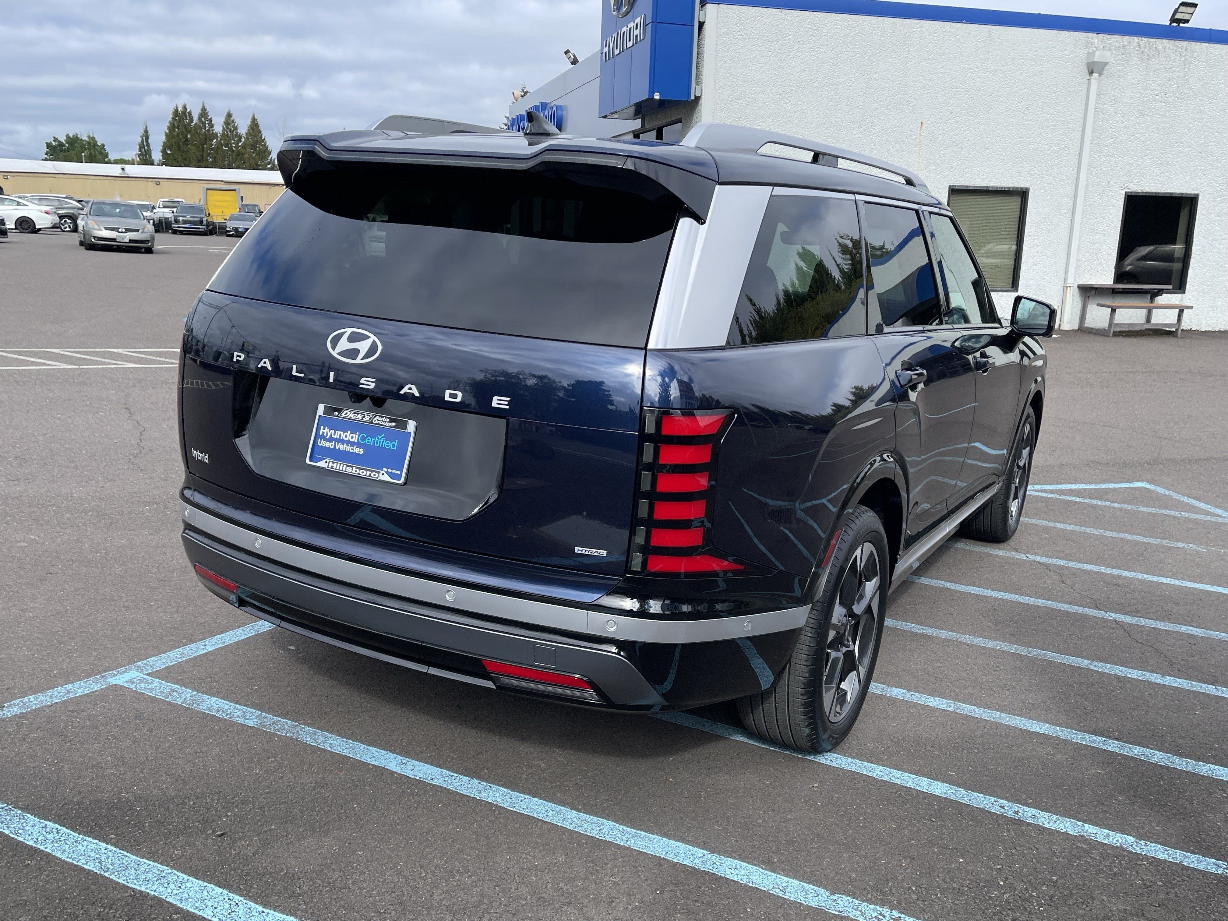 Certified 2026 Hyundai Palisade Limited AWD/4WD image 5