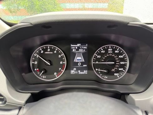 Used 2024 Subaru Crosstrek 2.0i Premium AWD/4WD image 15