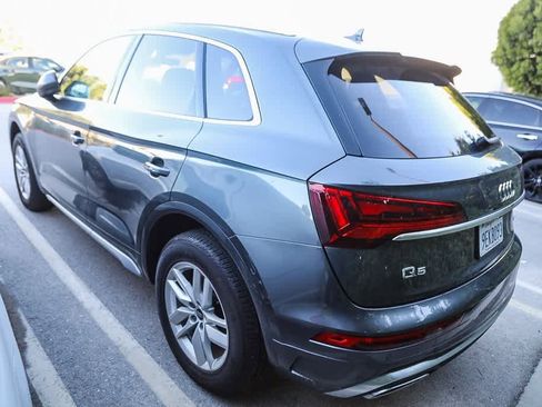 Used 2023 Audi Q5 2.0T Premium w/ Convenience Package image 6