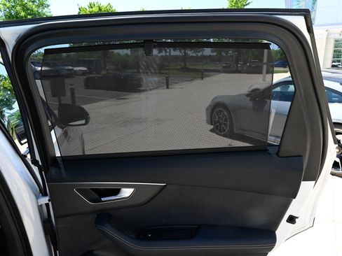 Used 2025 Audi SQ7 Premium Plus AWD/4WD image 56