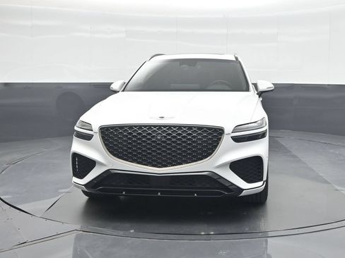 Used 2022 Genesis GV70 3.5T Sport w/ Sport Prestige Package AWD/4WD image 5