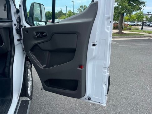Used 2025 Ford Transit 250 Low Roof w/ Exterior Upgrade Package RWD image 14