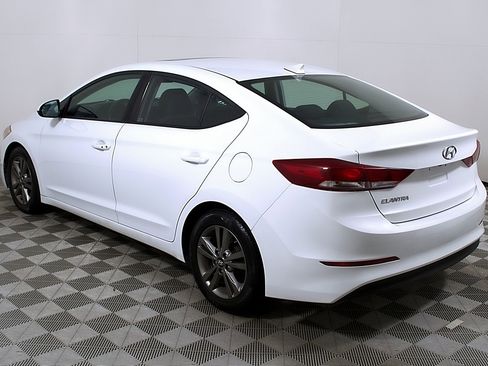 Used 2017 Hyundai Elantra Value Edition w/ Cargo Package image 9