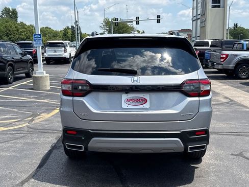 Certified 2023 Honda Pilot Touring image 10