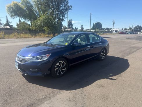 Used 2016 Honda Accord EX-L image 4