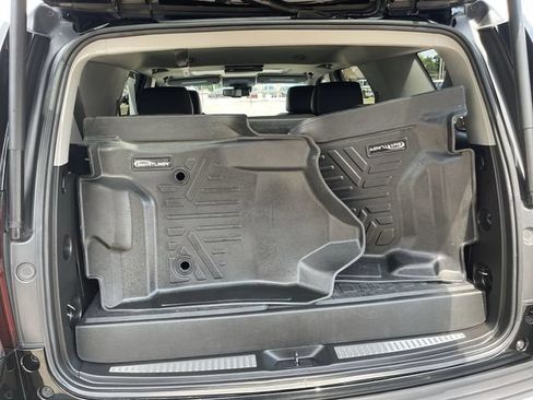 Used 2018 Chevrolet Tahoe Premier AWD/4WD image 23