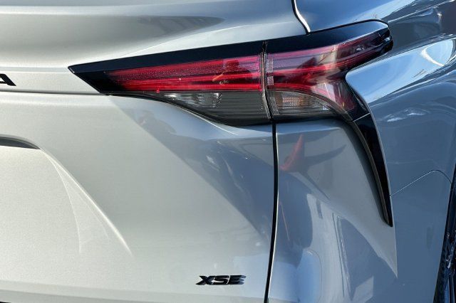 Certified 2025 Toyota Sienna XSE w/ XSE Premium Package AWD/4WD image 34
