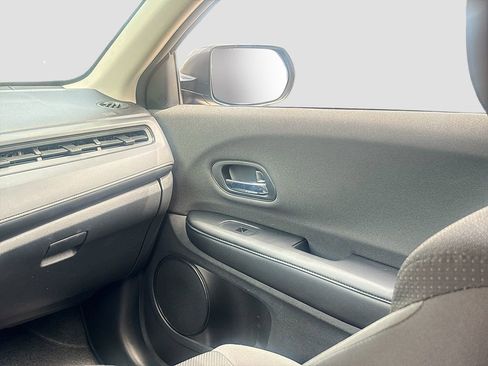 Used 2021 Honda HR-V LX image 21