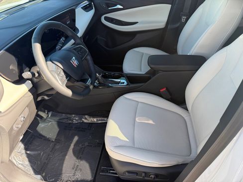 Used 2025 Buick Encore GX Sport Touring w/ Advanced Technology Package image 19