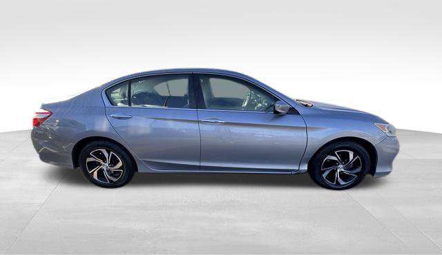 Used 2017 Honda Accord LX image 8
