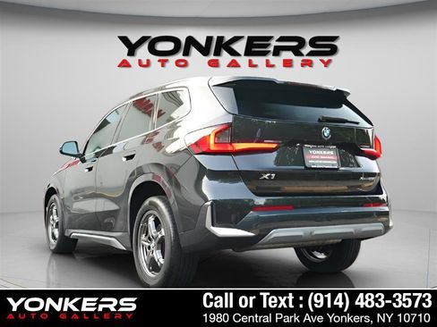 Used 2024 BMW X1 xDrive28i image 4
