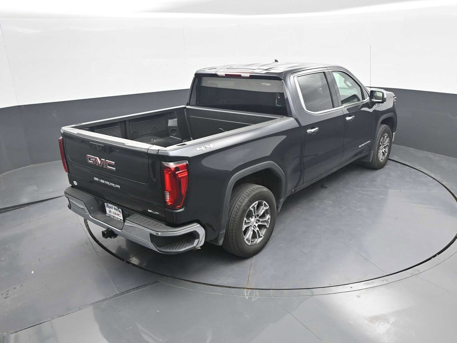 Used 2026 GMC Sierra 1500 SLT AWD/4WD image 37
