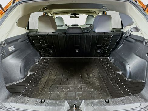 Used 2019 Subaru Crosstrek 2.0i Premium w/ Moonroof Package image 27