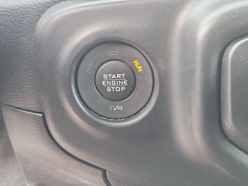 Used 2018 Jeep Wrangler Unlimited Sport S AWD/4WD image 20