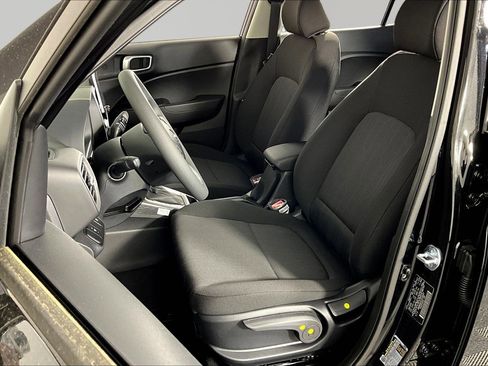New 2026 Hyundai Venue SE FWD image 16