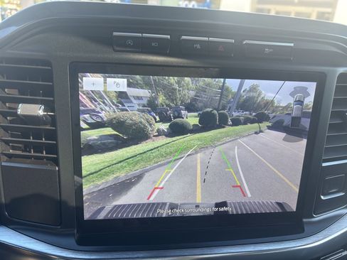 Used 2023 Ford F150 Lariat w/ Equipment Group 502A High image 20