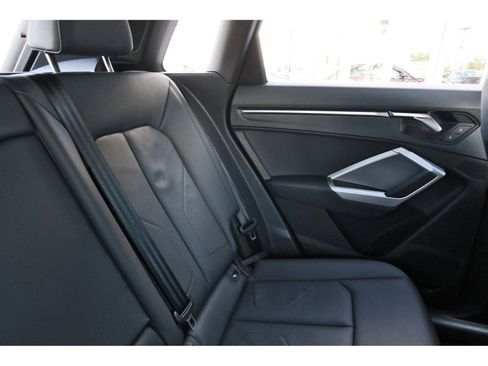 Used 2022 Audi Q3 2.0T Premium Plus image 14