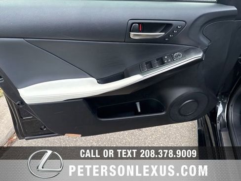 Used 2023 Lexus IS 500 RWD image 21