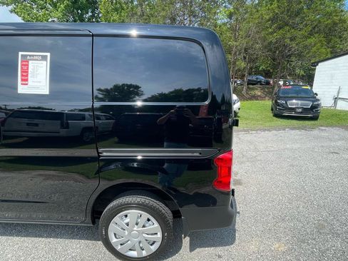 Used 2020 Nissan NV200 S FWD image 5