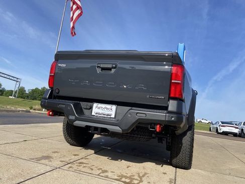 Used 2025 Toyota Tacoma 4x4 Double Cab Hybrid image 62