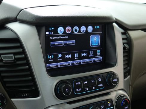 Used 2020 GMC Yukon XL SLT w/ Open Road Package image 17