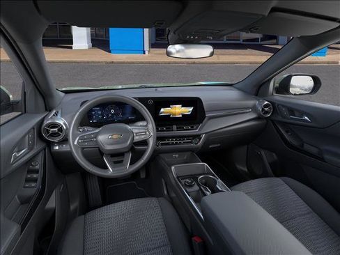 New 2026 Chevrolet Equinox LT image 15
