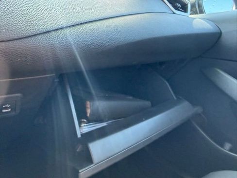 Used 2025 Toyota Corolla LE FWD image 24