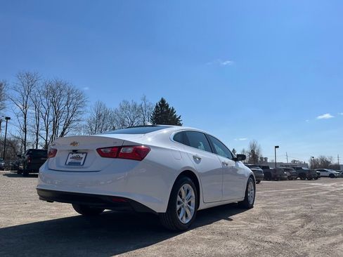 Used 2023 Chevrolet Malibu LT FWD image 35