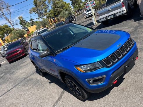 Used 2018 Jeep Compass Trailhawk w/ Leather Interior Group AWD/4WD image 48