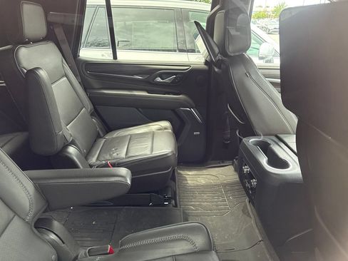 Used 2023 GMC Yukon Denali w/ Denali Reserve Package AWD/4WD image 8
