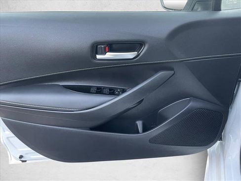Used 2024 Toyota Corolla SE image 13