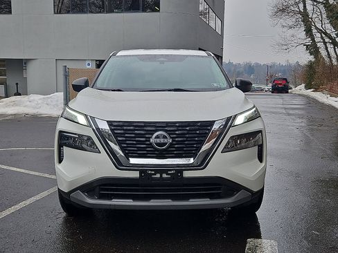 Certified 2023 Nissan Rogue S image 2