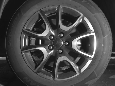 Used 2025 Jeep Compass Trailhawk image 12