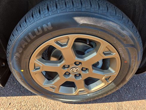 Certified 2024 Toyota RAV4 AWD Hybrid image 9