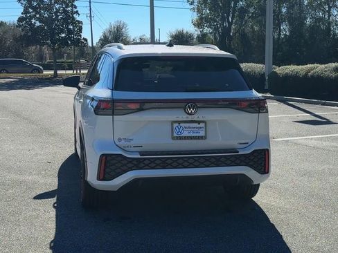 New 2026 Volkswagen Tiguan SEL R-Line image 7