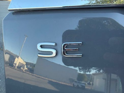 Used 2025 Volkswagen Atlas SE AWD/4WD image 12