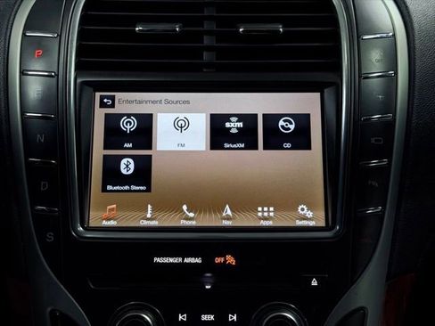 Used 2019 Lincoln Nautilus Reserve AWD/4WD image 36