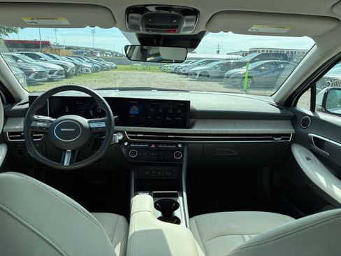 Used 2025 Hyundai Sonata SEL FWD image 28