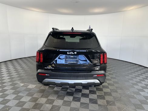 Certified 2023 Kia Sorento SX Prestige image 9