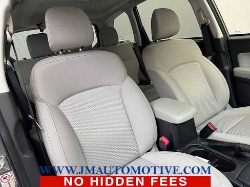 Used 2016 Subaru Forester 2.5i Premium w/ All-Weather Package AWD/4WD image 21