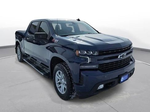 Used 2022 Chevrolet Silverado 1500 RST w/ Z71 Off-Road Package image 4