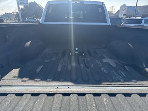 Used 2024 RAM 2500 Tradesman w/ Chrome Appearance Group image 11