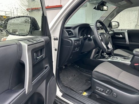 Certified 2024 Toyota 4Runner SR5 image 9