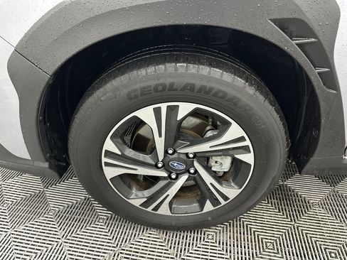 Used 2025 Subaru Crosstrek 2.0i Premium AWD/4WD image 12