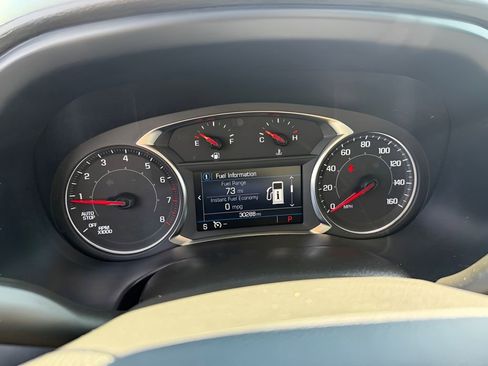 Used 2023 GMC Acadia SLE w/ Driver Convenience Package FWD image 21