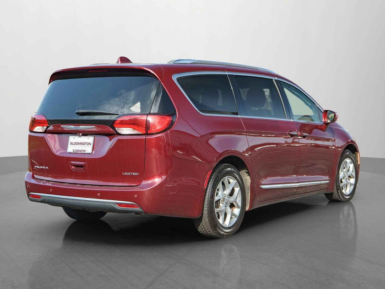 Used 2019 Chrysler Pacifica Limited FWD image 7