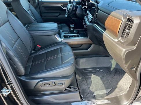 Certified 2024 Chevrolet Silverado 1500 High Country w/ High Country Premium Package AWD/4WD image 27